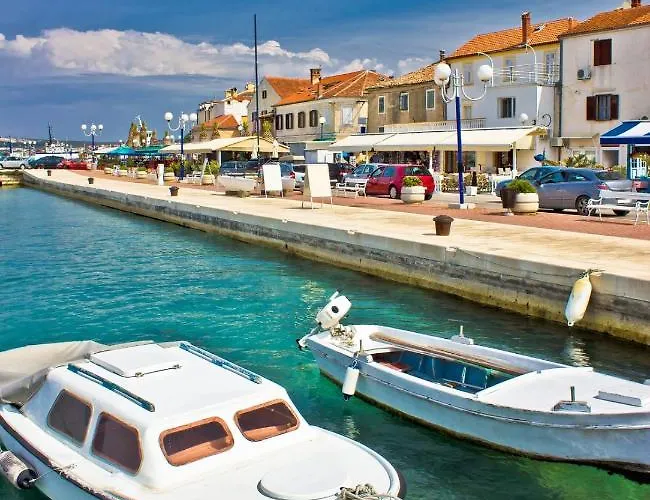 Apartman In With Balcony, Air Conditioning, Wi-fi, Dishwasher *