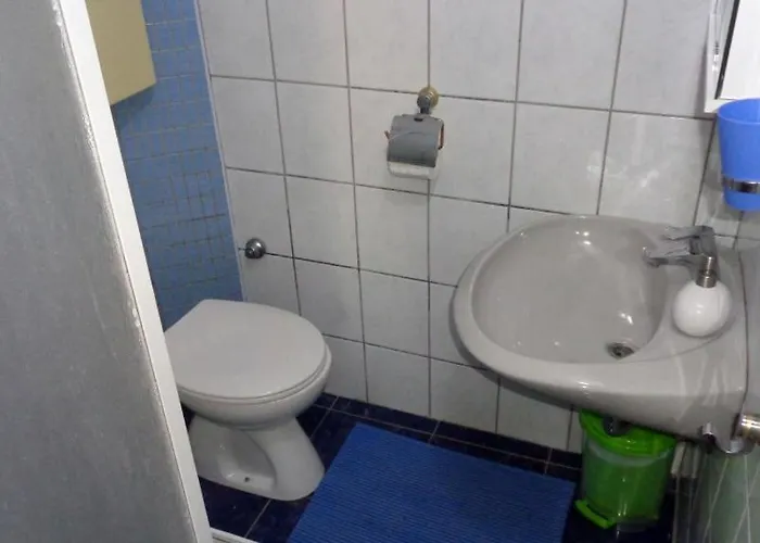 Apartament In With Balcony, Air Conditioning, Wi-fi, Dishwasher