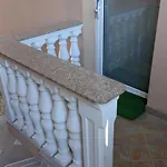 In With Balcony, Air Conditioning, Wi-fi, Dishwasher 아파트