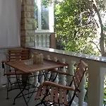 아파트 In With Balcony, Air Conditioning, Wi-fi, Dishwasher 비오그라드나모루