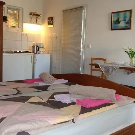 In With Balcony, Air Conditioning, Wi-fi, Dishwasher