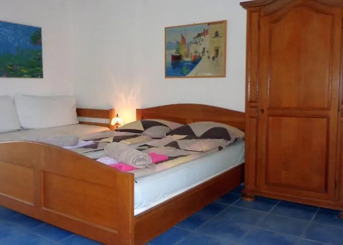 In With Balcony, Air Conditioning, Wi-fi, Dishwasher *