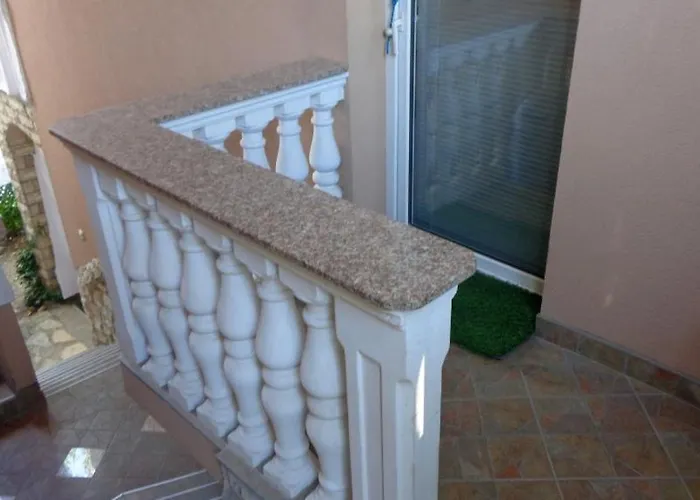 In With Balcony, Air Conditioning, Wi-fi, Dishwasher Lägenhet