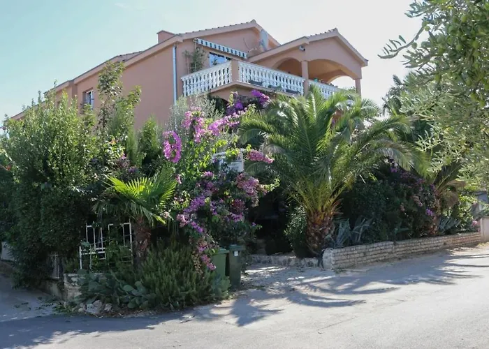 In With Balcony, Air Conditioning, Wi-fi, Dishwasher * Biograd Na Moru